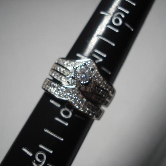 "Elizabeth" SOLD** - Picture 5 of 5